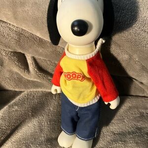 Vintage 8" Knickerbocker Vinyl Posable Peanuts Snoopy Doll Snoopy Shirt Jeans
